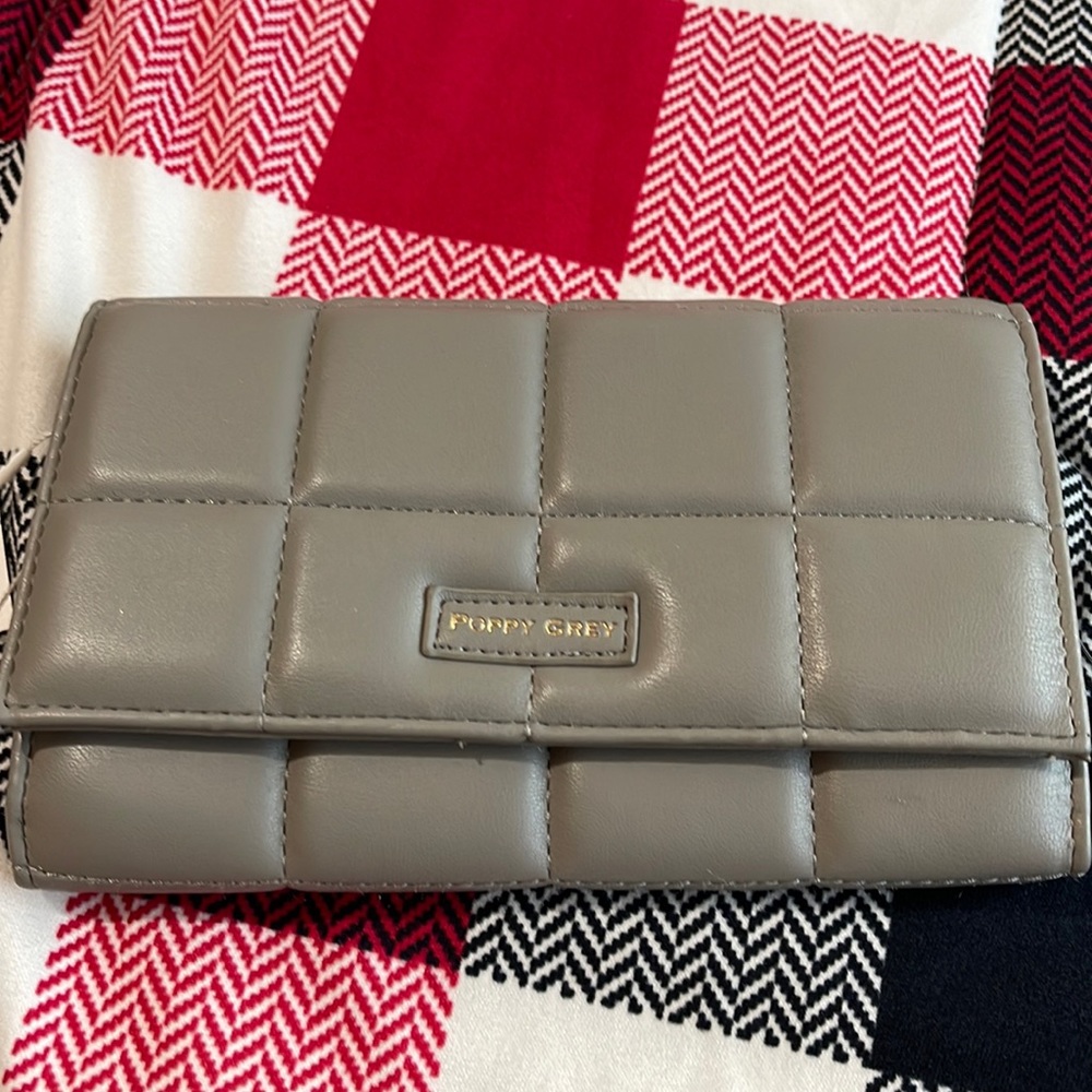 NWT Poppy Grey wallet